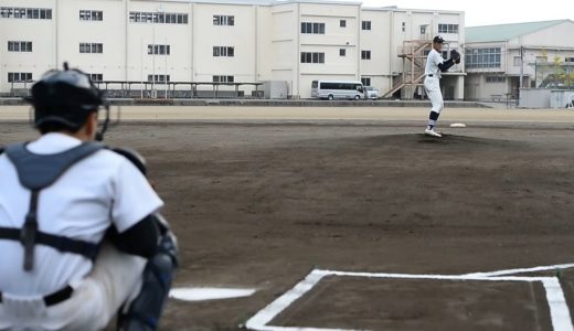 報知高校野球2021年1月号／掛川西（静岡）沢山優介投手